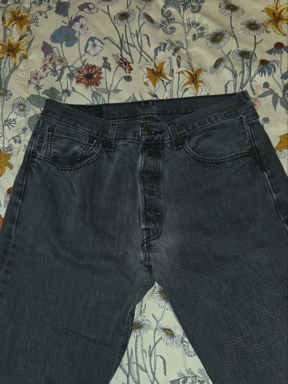 Men's Washed Black Levi's 501